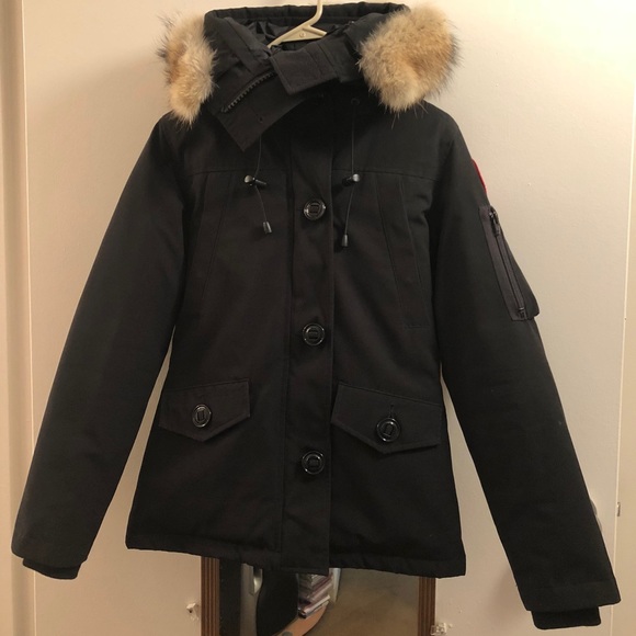 Canada Goose Jackets & Blazers - Canada Goose Montebello Parka Fusion Fit